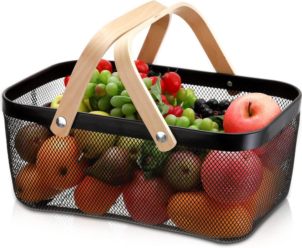 selling and marketing a basket of fruits